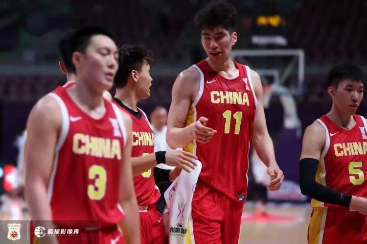 训练课后突围战来临,四川男篮围绕法联杯再遭质疑,媒体盛赞,赛程密集仍需轮换的简单介绍 训练课后突围战来临,四川男篮围绕法联杯再遭质疑,媒体盛赞,赛程密集仍需轮换的简单介绍