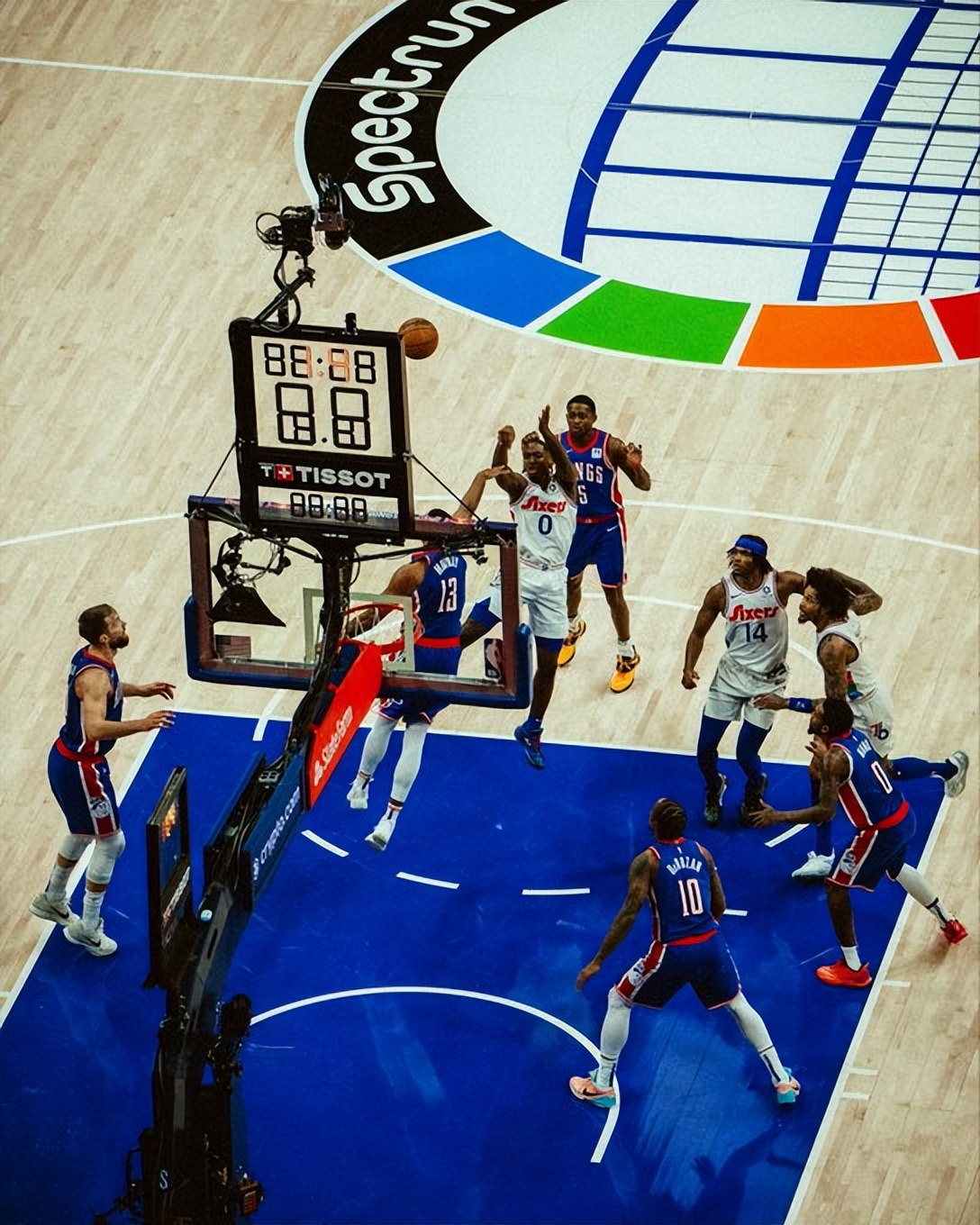 蜂鸟竞技-哈登关键节点绝杀，西班牙队带队取胜！的简单介绍