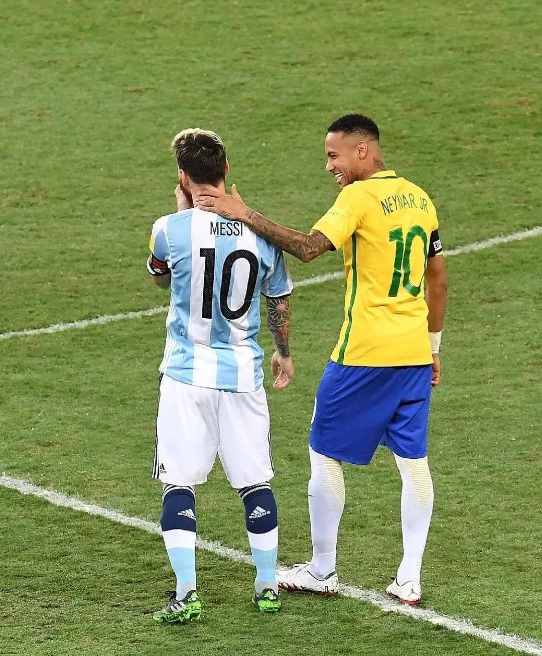 蜂鸟电竞-纳达尔巅峰对决，梅西与70激战MAD分钟，回归赛场胜负难料！的简单介绍