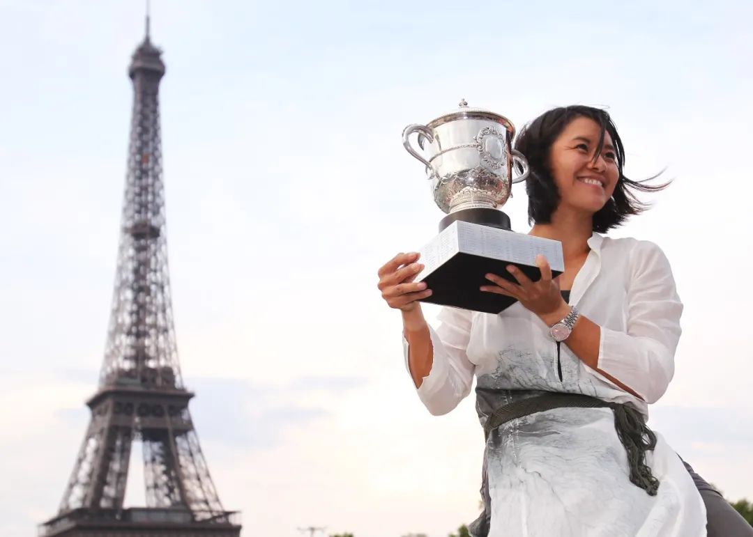 蜂鸟竞技-科维托娃新星挺进下一轮表现惊艳，巴塞罗那未来可期！的简单介绍